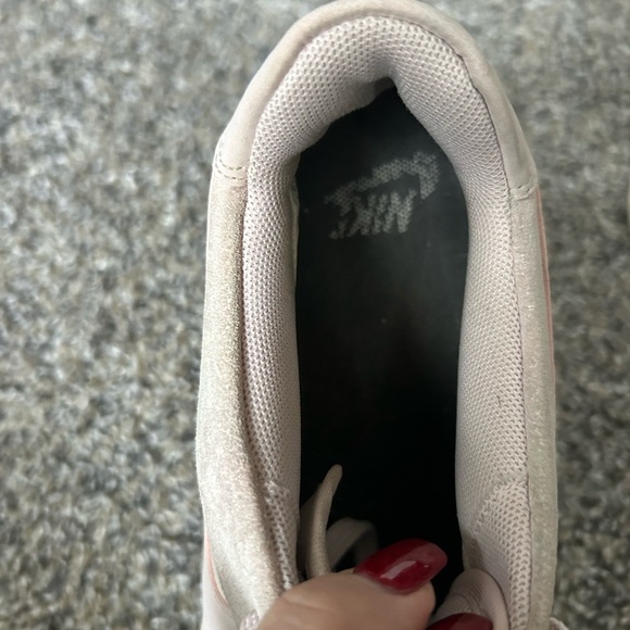 Nike  Air Force 1 soft pink suede platform sneakers size women’s 8.5 - Picture 8 of 10